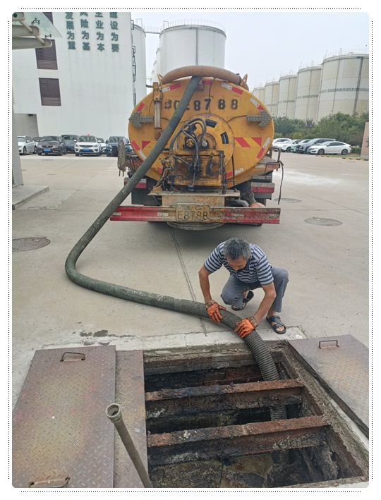 河东隔油池清掏